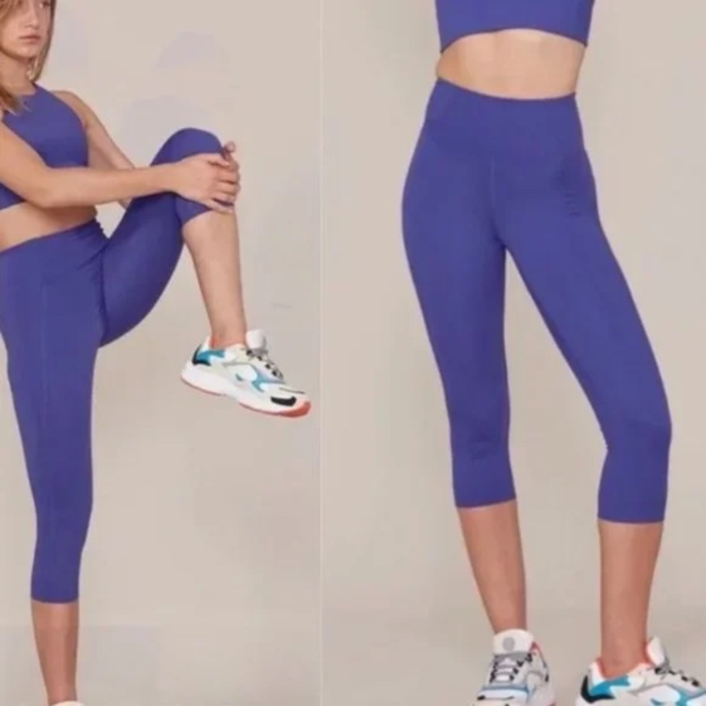 Girlfriend Collective Compression Cropped Blue Leggings